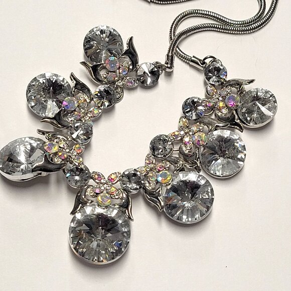 Vintage Clear Crystal Rhinestones Silvertone Necklace - Picture 9 of 12